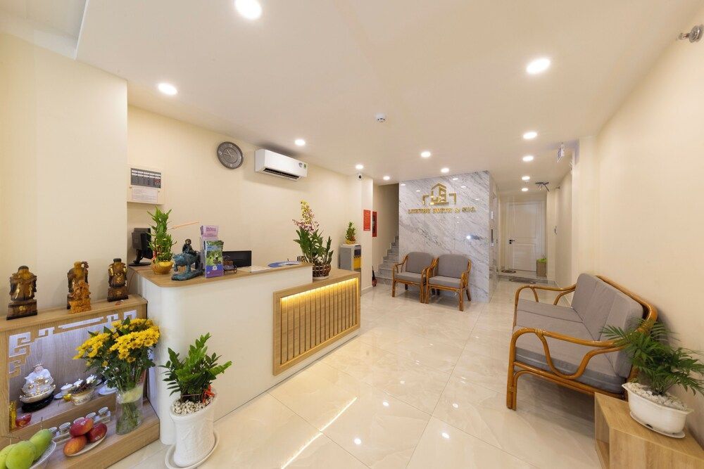 Ben Thanh Luxury Suite Hotel & Spa 2