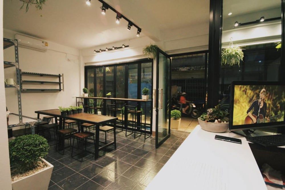 Mint Hostel 2