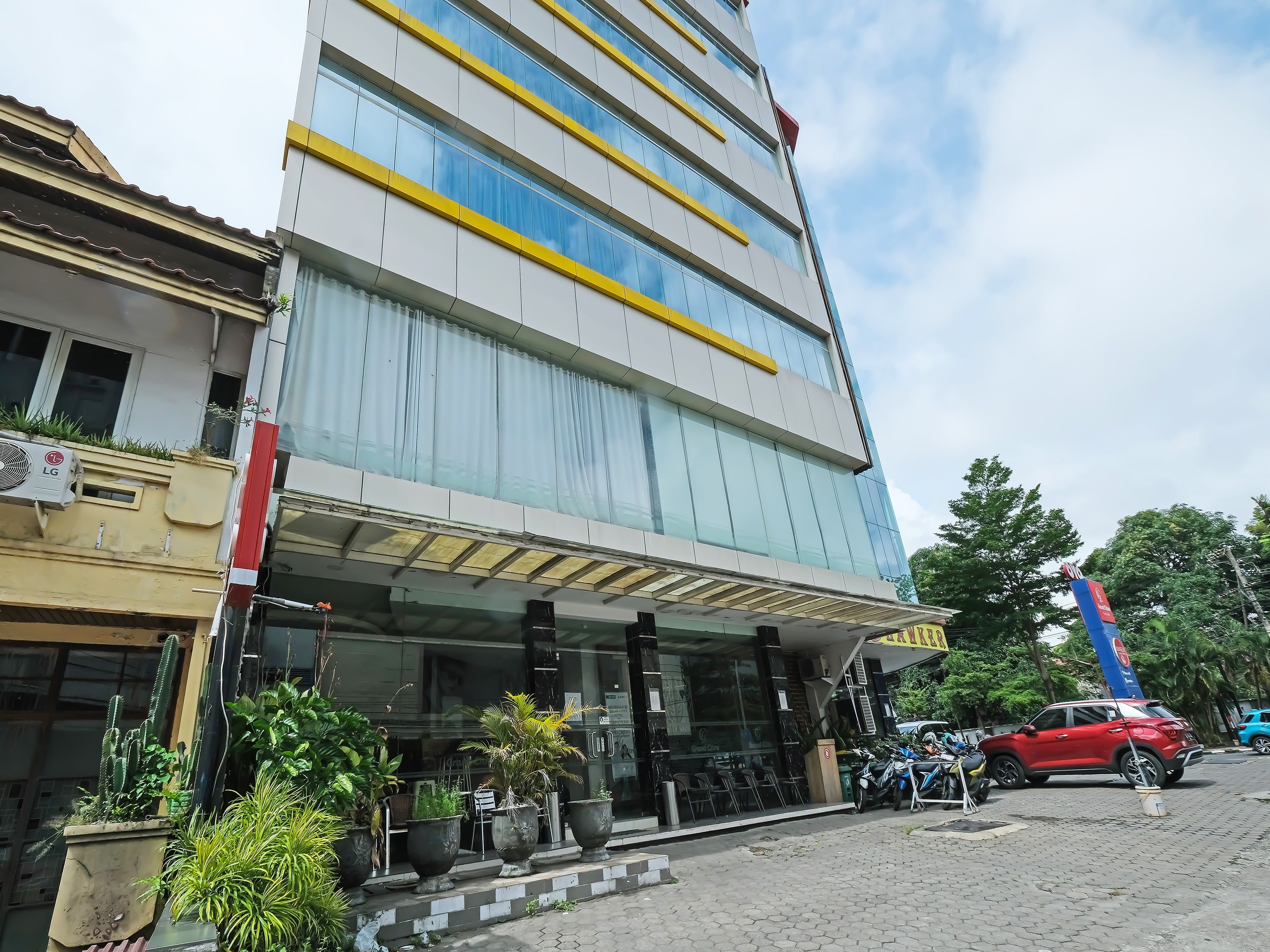 1301 Hotel Grand Citra 2