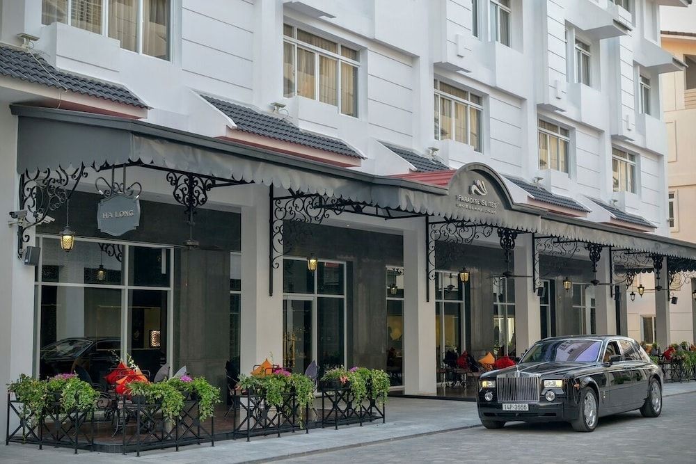 Paradise Suites Hotel 1
