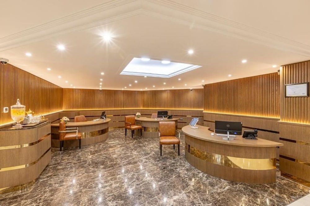Golden Sands Suites 2