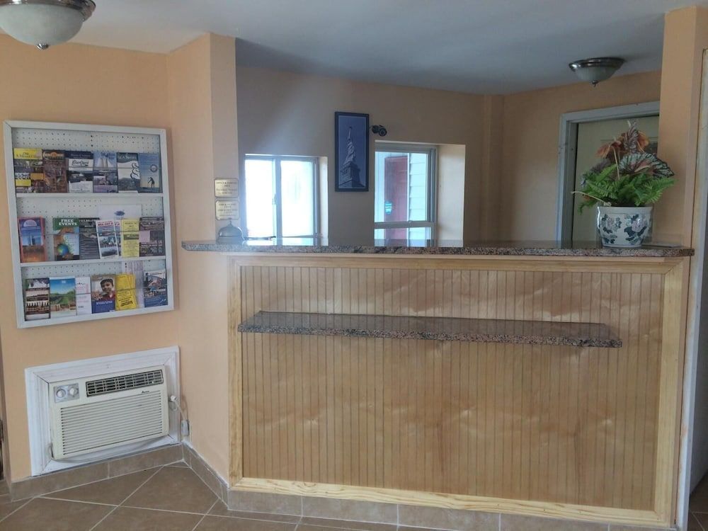 Liberty Inn Old Saybrook 2