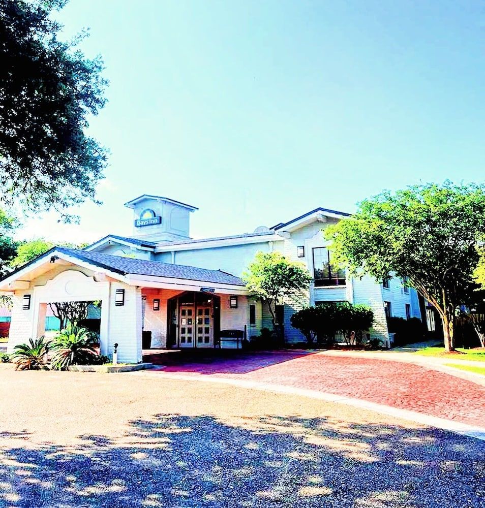 Sulphur Extended Stay 1