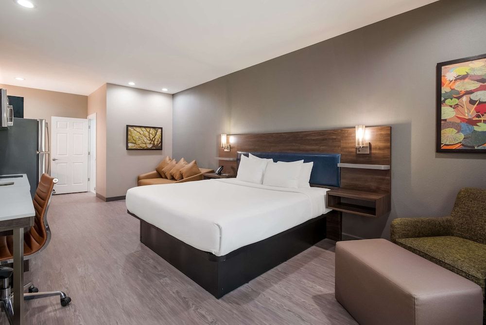 Best Western La Place Inn 1