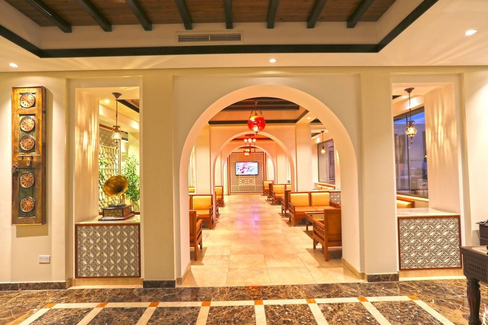 Delmon International Hotel 1