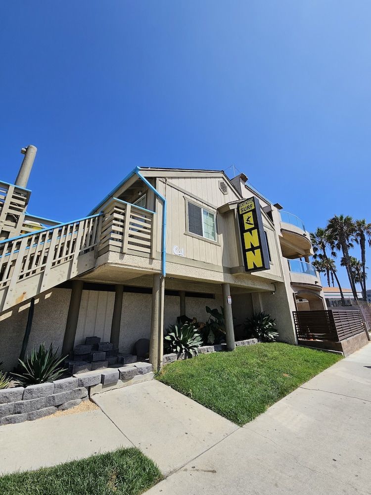 Huntington Surf Inn 1