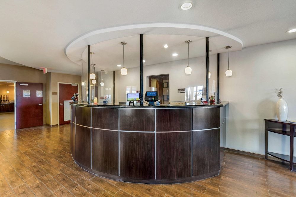 Comfort Suites Blythe 2