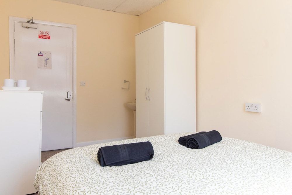 Brookvale Guest House Room 4 2