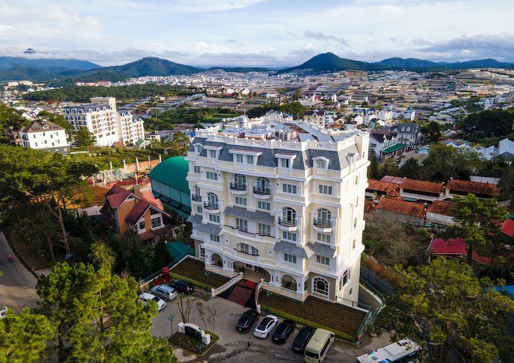 CALYSSA HOTELS & VILLAGE 1