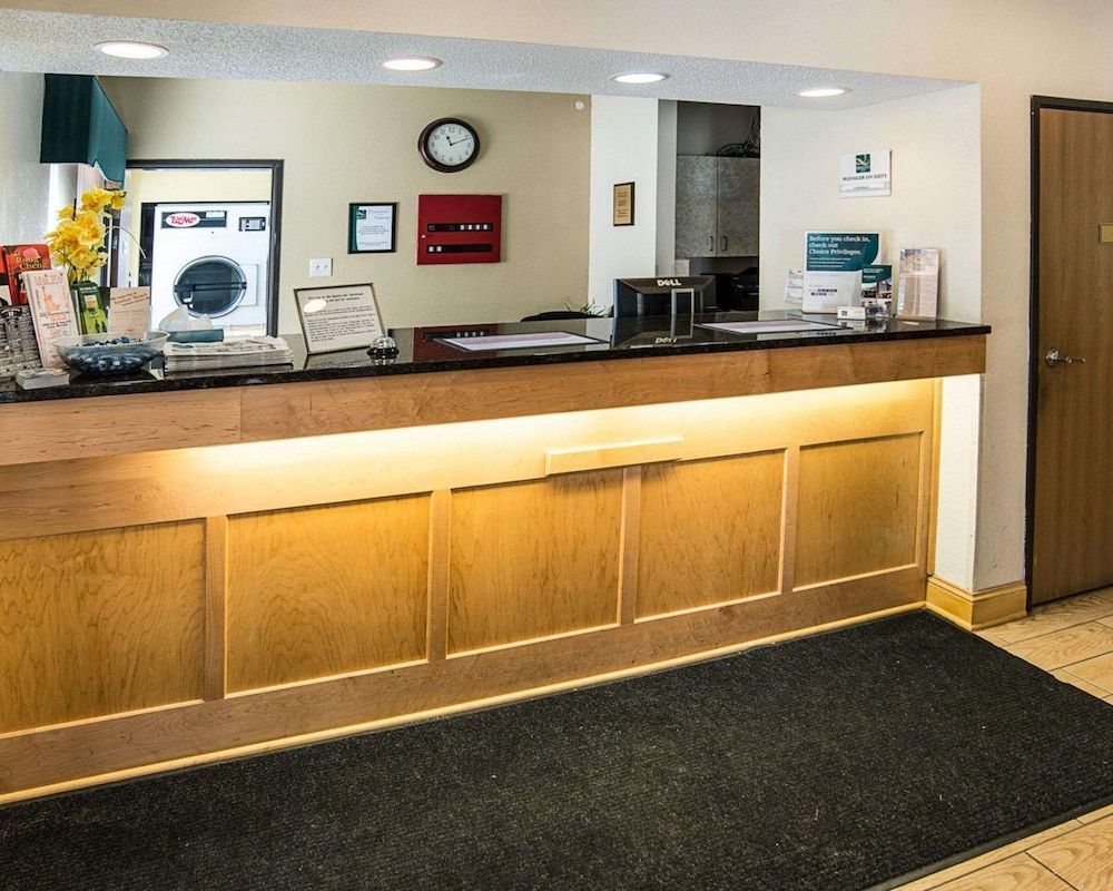 Quality Inn near Northtown Mall & National Sports Center 2