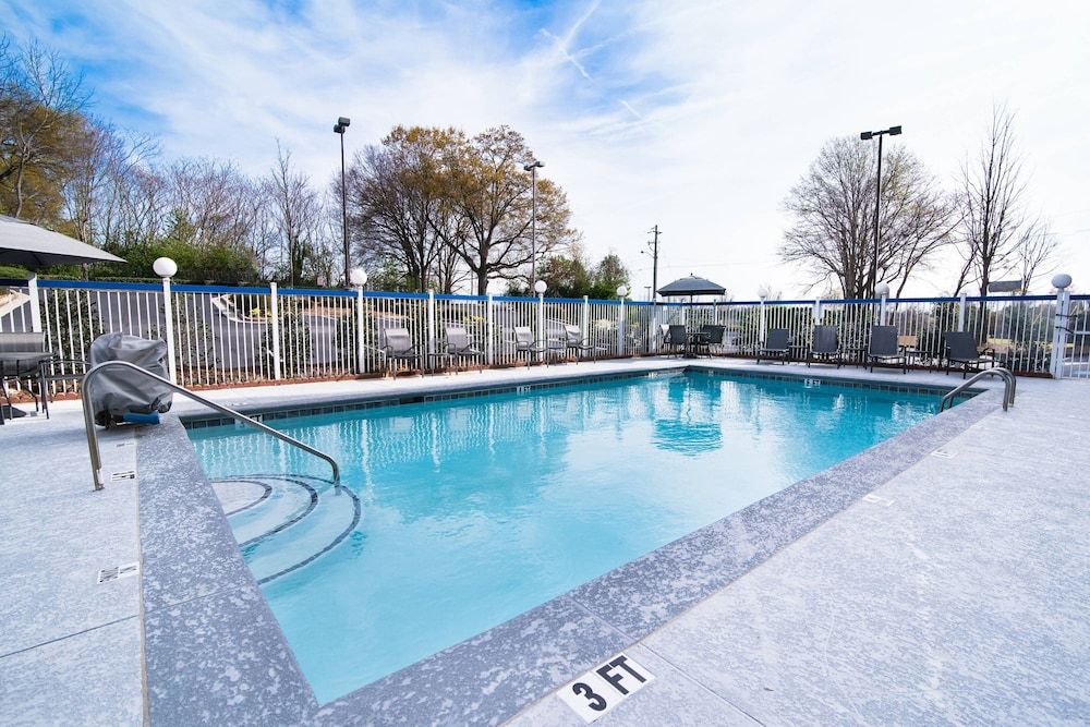 Fairfield Inn & Suites Atlanta Airport North 1