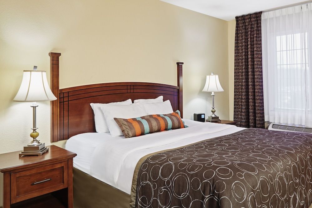 Staybridge Suites MILWAUKEE AIRPORT SOUTH by IHG 2