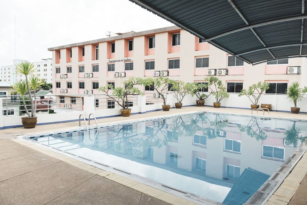 K.S. Pavilion Hotel 1