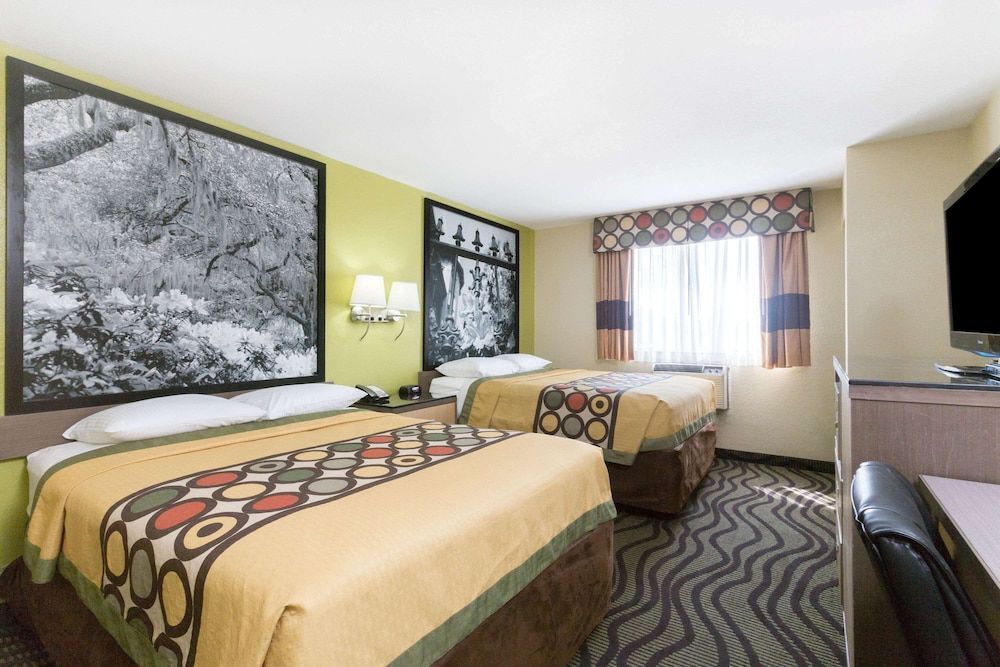 Super 8 by Wyndham Brunswick/St Simons Island Area 1