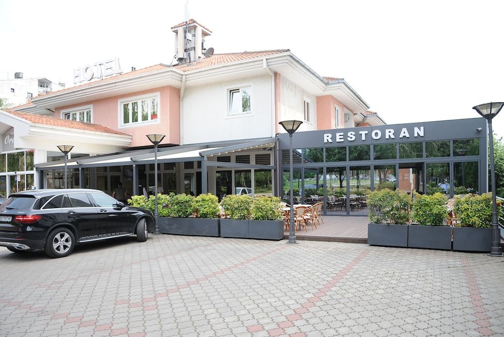 Hotel Orasac 1