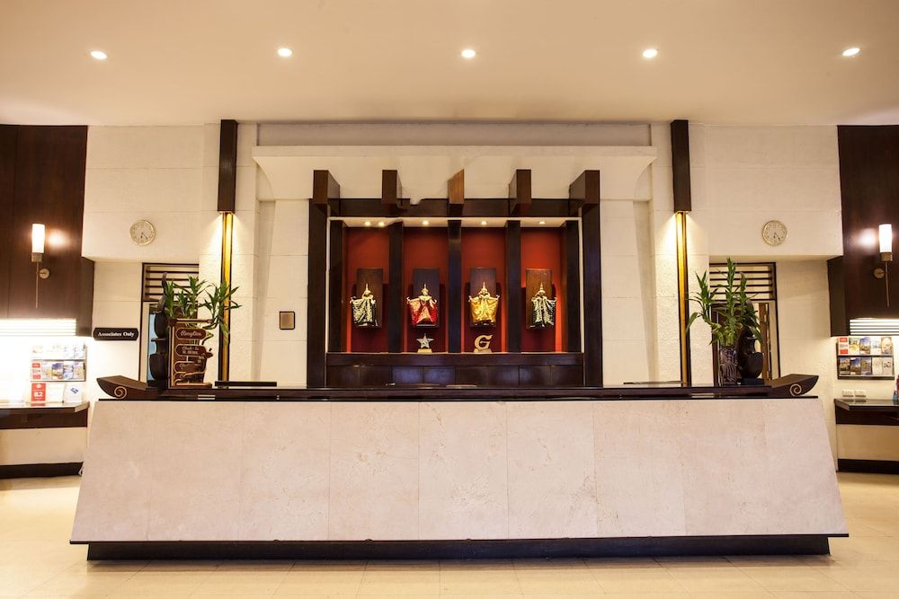Deevana Patong Resort & Spa 2