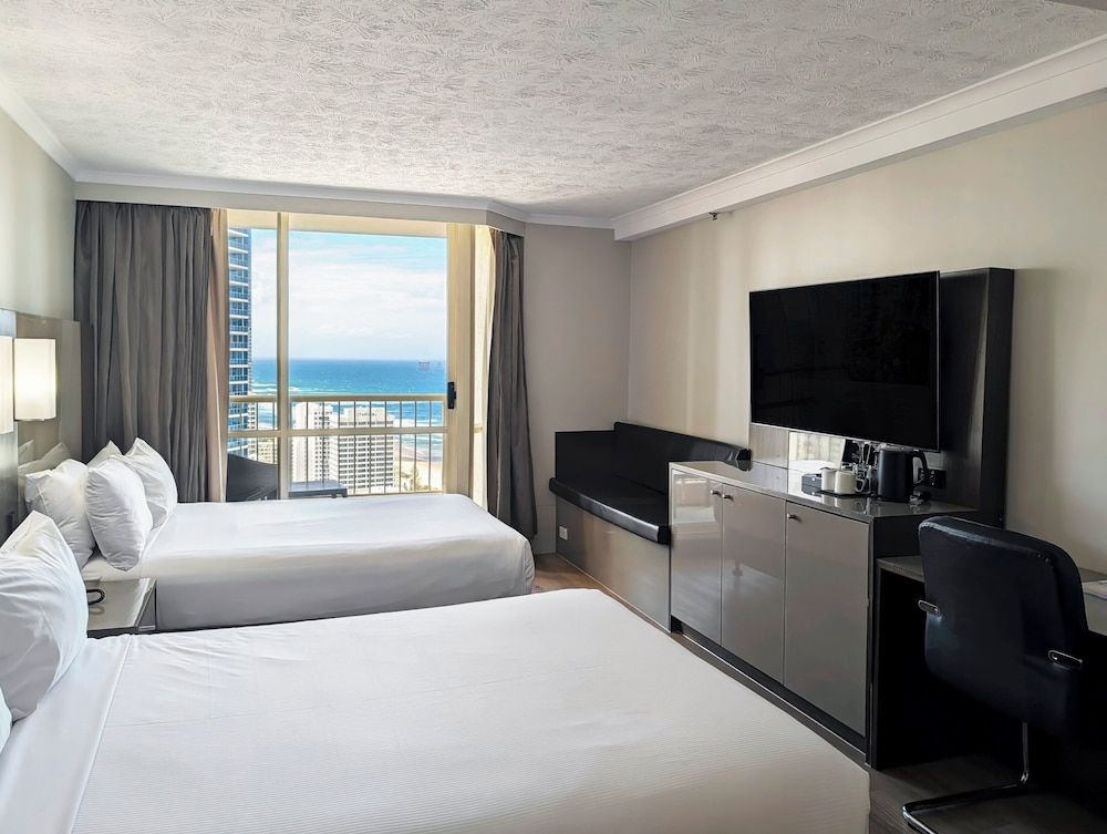 Novotel Surfers Paradise 1