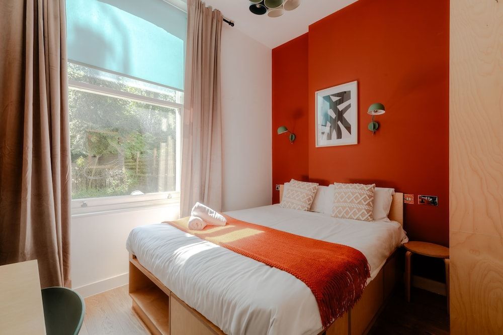 Kensington Stay 1
