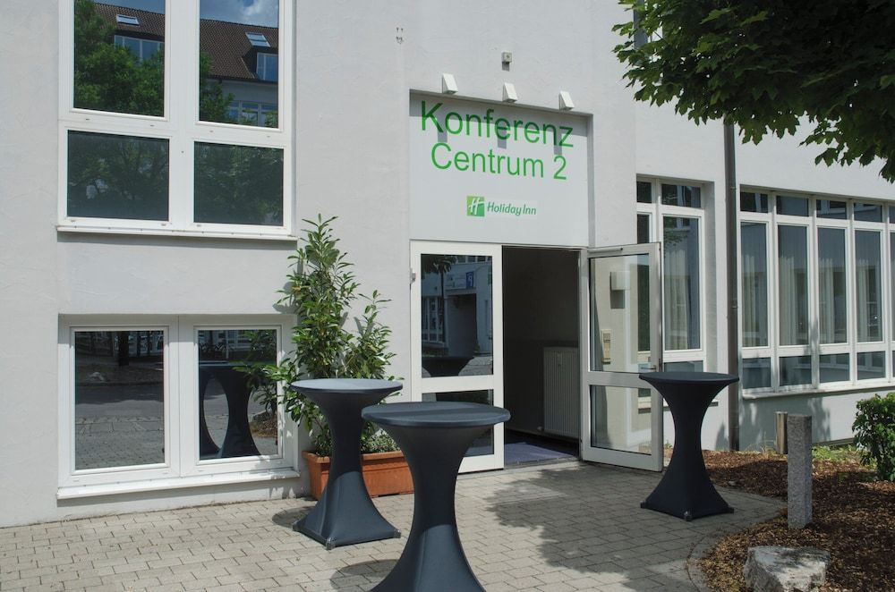 Holiday Inn MUNICH - UNTERHACHING by IHG 2