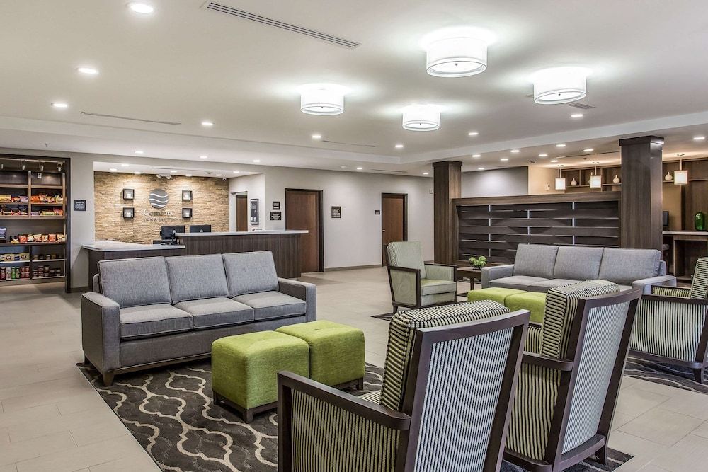 Comfort Inn & Suites Snyder 2