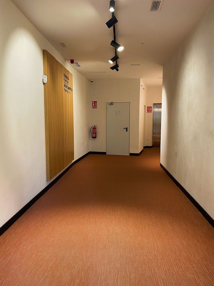 Apartamentos Málaga Premium - Calle Granada 2