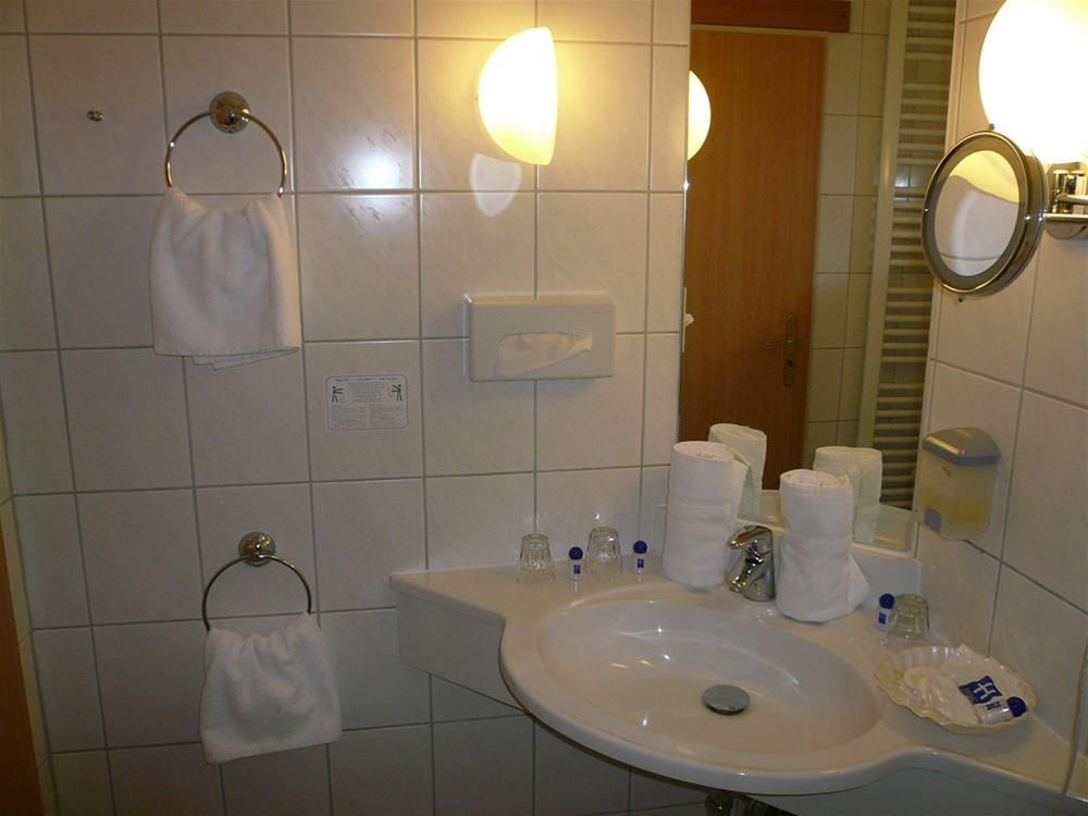 R&R Strandhotel Baabe 1
