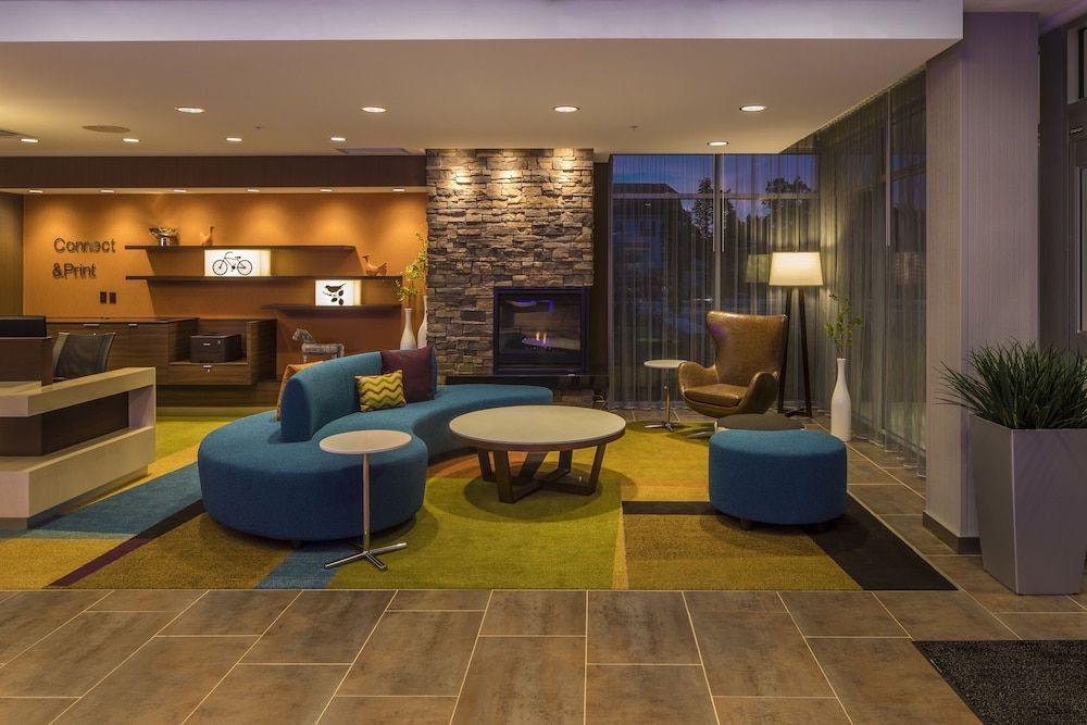 Fairfield Inn & Suites by Marriott Pittsburgh North/McCandless Crossing 2