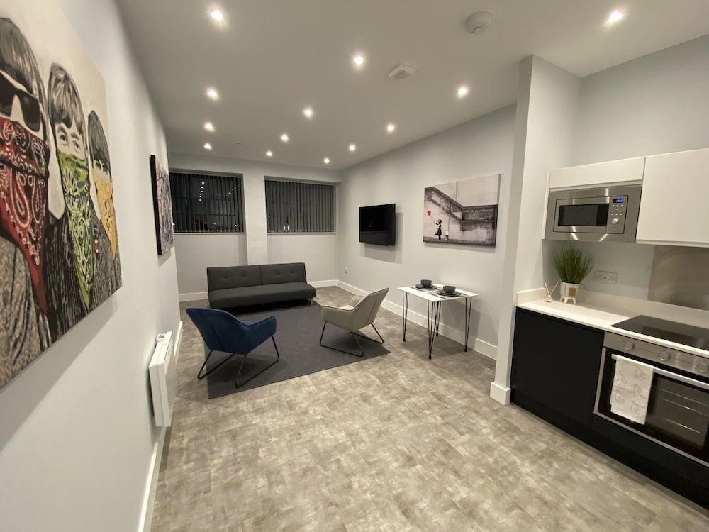 Kempston Suites Liverpool Apartment 1 1