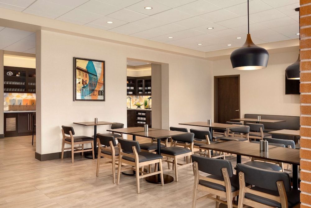 Hyatt Place Vacaville 2