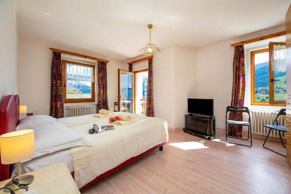 Casa Silvia Ski in - Happy Rentals 1