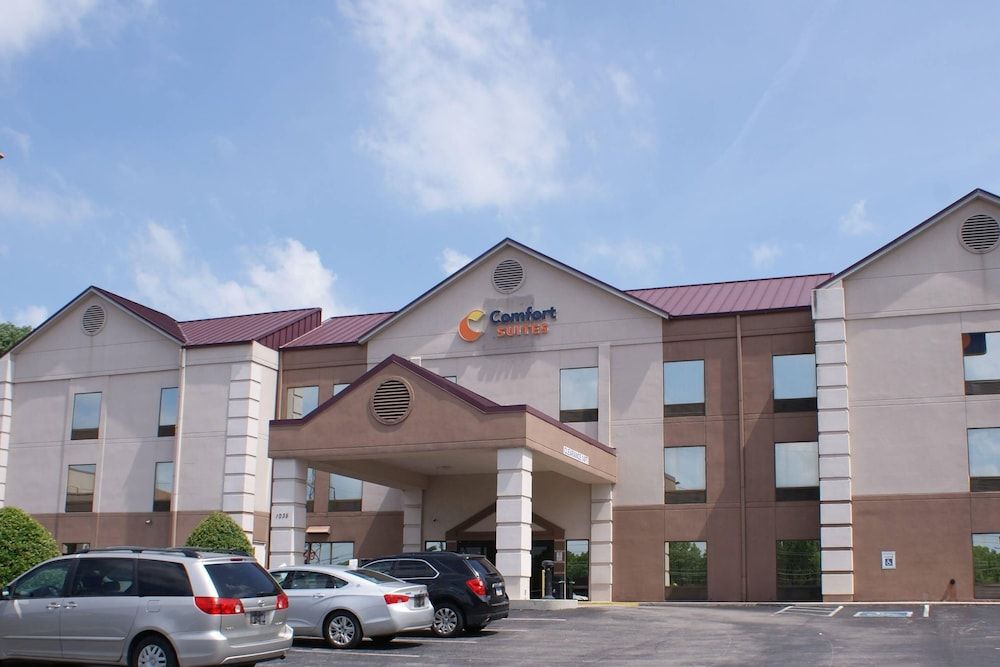 Comfort Suites Cookeville 1