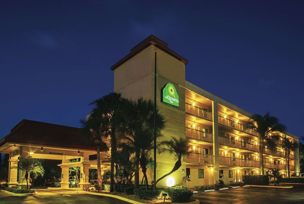 La Quinta Inn by Wyndham West Palm Beach - Florida Turnpike 1