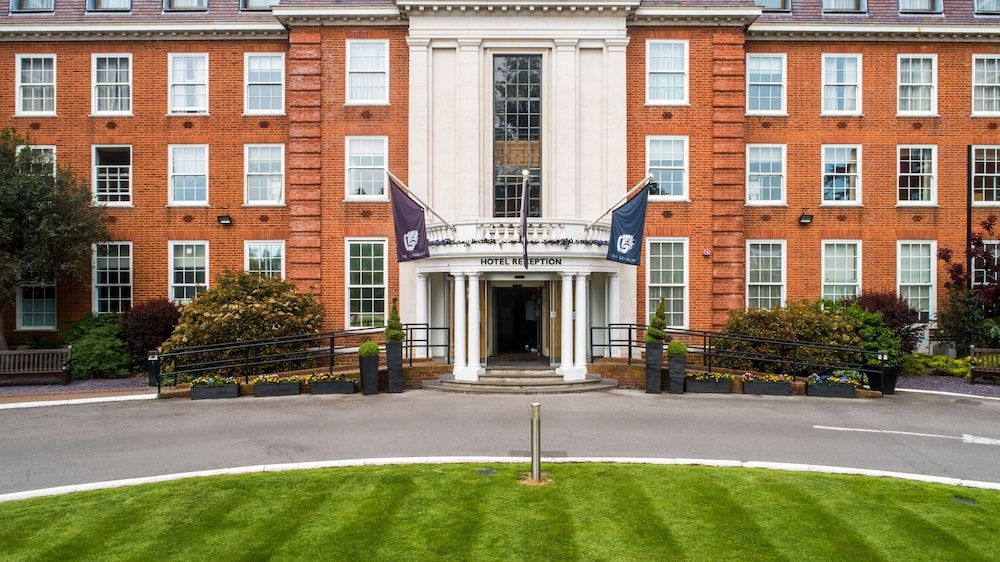 The Lensbury Resort 2