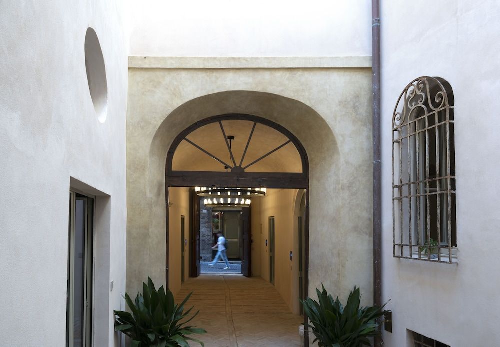 Palazzo Giusti Suites and Spa 2