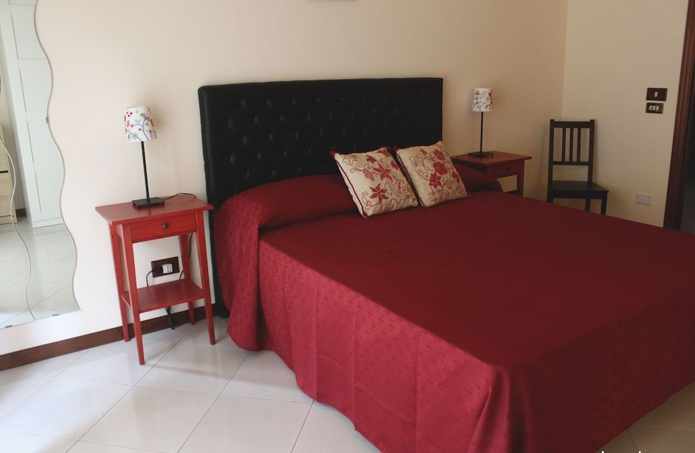 Al Politeama Rooms B&B 2