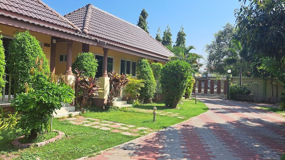 Baan Penny 1