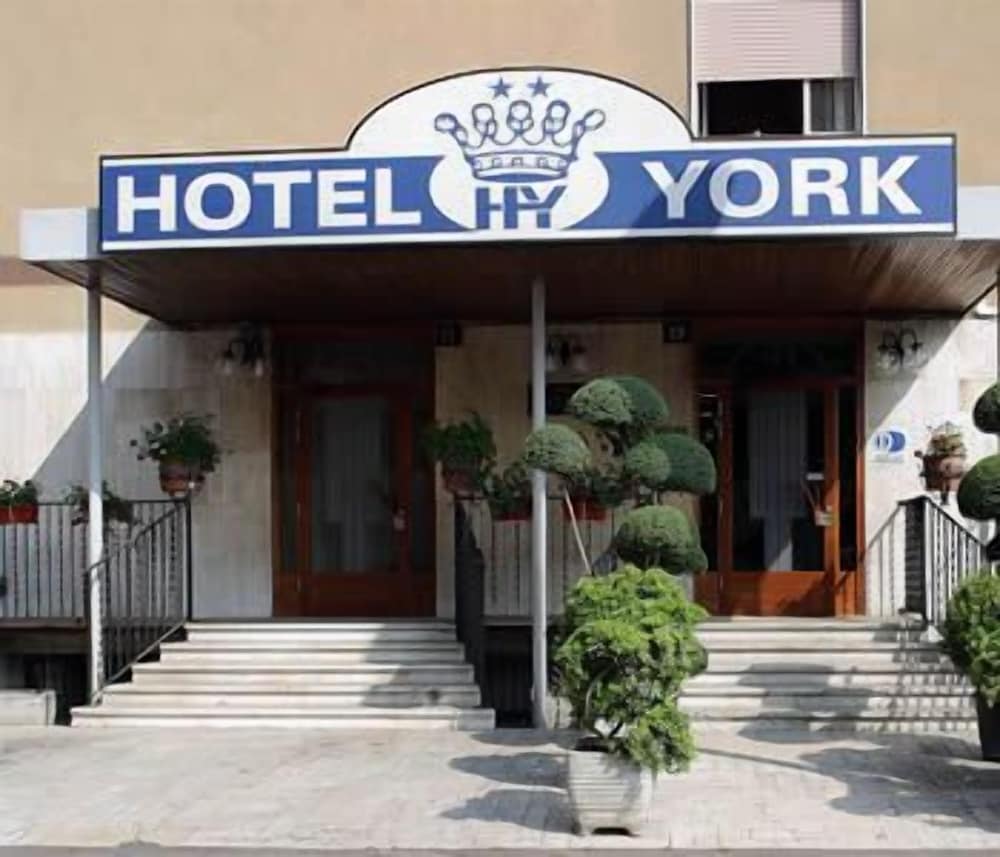 York 1