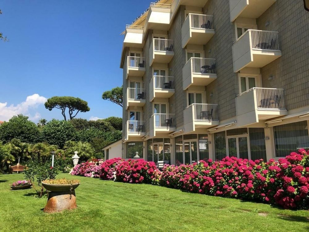 Hotel Atlantico 1