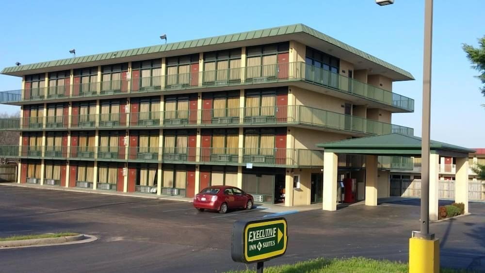 Executive Inn Laurel 1