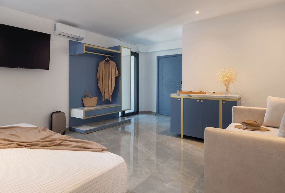Acropol Golden Suites 2