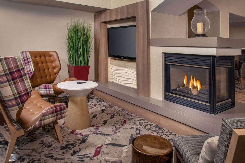 Sonesta ES Suites Baltimore BWI Airport 2