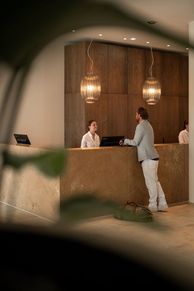 Seehotel am Kaiserstrand 2