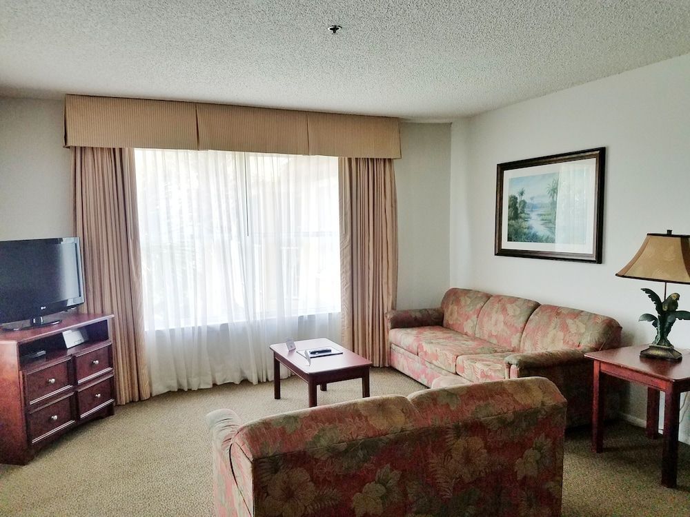 Parc Corniche Condominium Suites 2