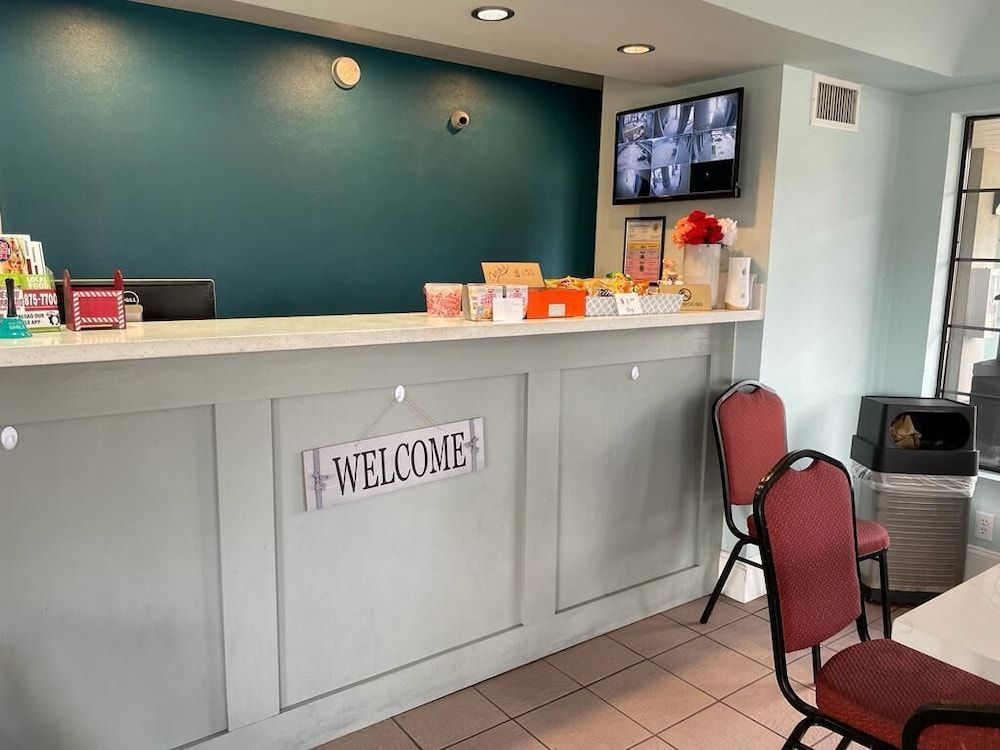 Nola Inn 2