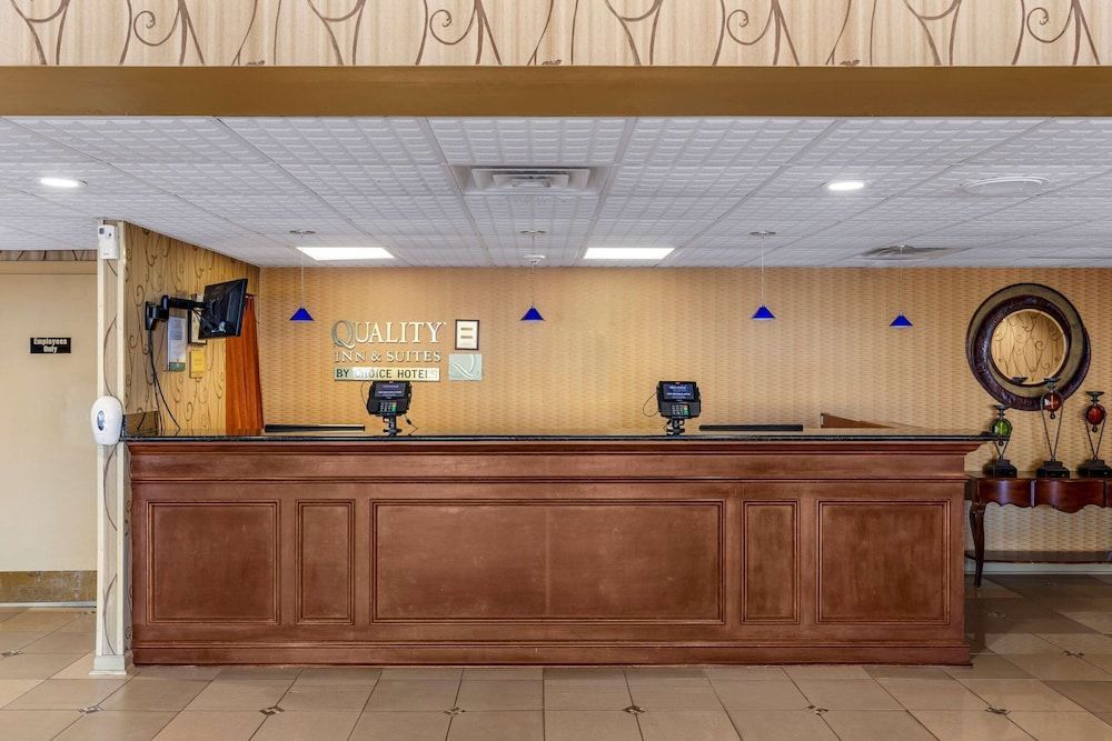 Quality Inn & Suites - Greensboro-High Point 2