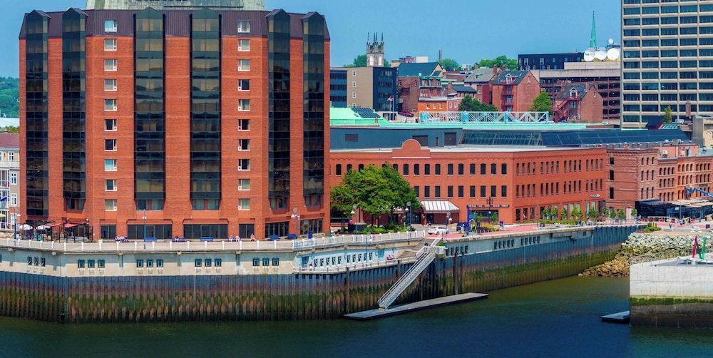 Saint John Harbourfront Hotel 1