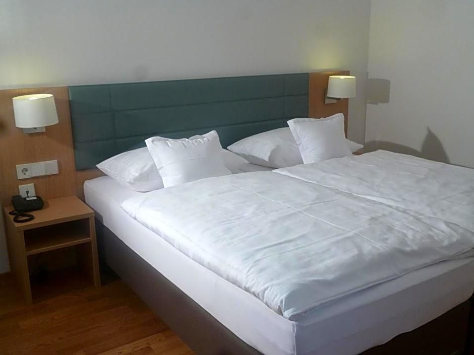 Hotel Seepark Garni 1