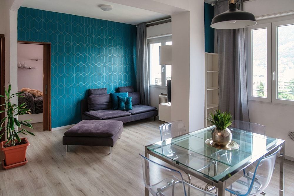 JOIVY Family Flat W/Balcony 1
