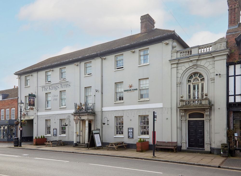 Kings Arms Hotel by Greene King Inns 1