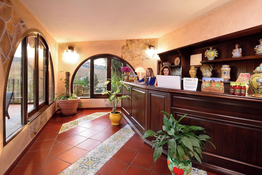 Villa Dafne 2
